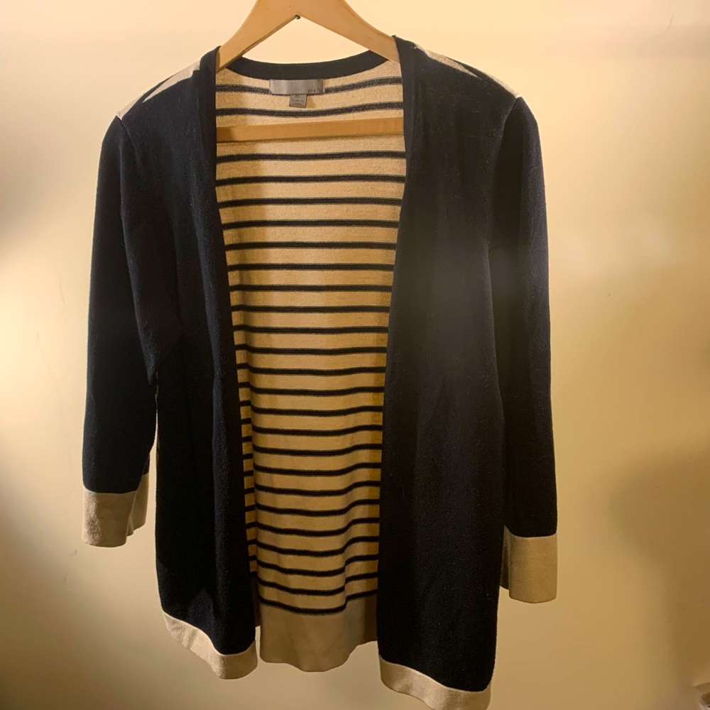 💸🛍️💲A L E 🛍️💸 cardigan with striped back and solid black front sz L/xL
